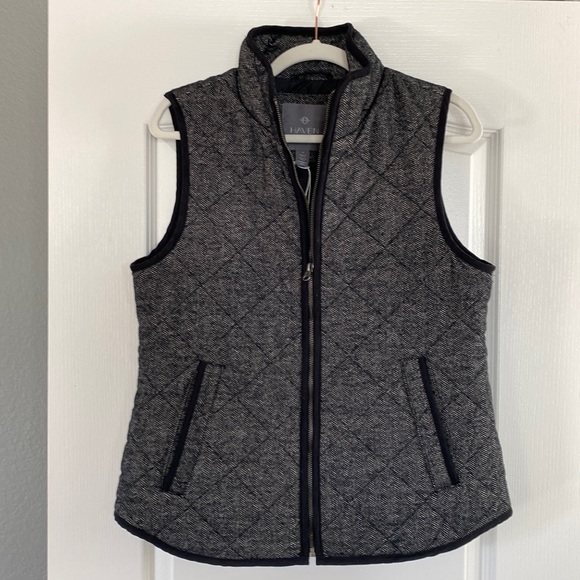 Jackets & Blazers - NWT Haven quilted vest size M gray